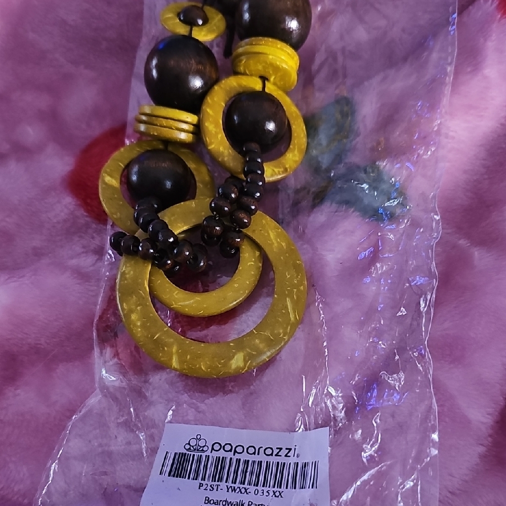 Paparazzi Yellow and Brown Beaded Necklace Set - Picture 4 of 4